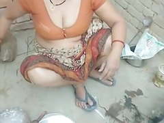 Hot Desi Aunty with Big Boobs and Curvy Body