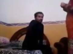 Gadis Hijab dan Pacar - Video Amatir Gaya Desi India