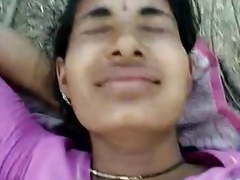 Hot Rajasthani Desi Bhabhi Outdoor Sex Video