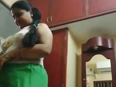 Video Maami Tamil Berambut Panjang Telanjang
